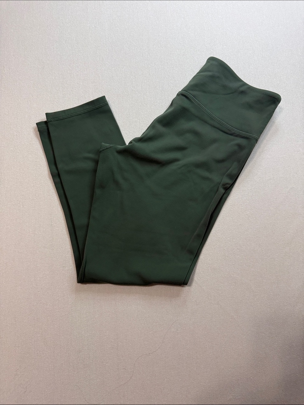 High-Waist Forest Green Leggings with Subtle Logo - Picture 8 of 8